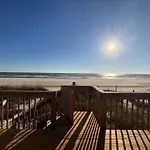 Front Beach Retreat C & B2 & D2