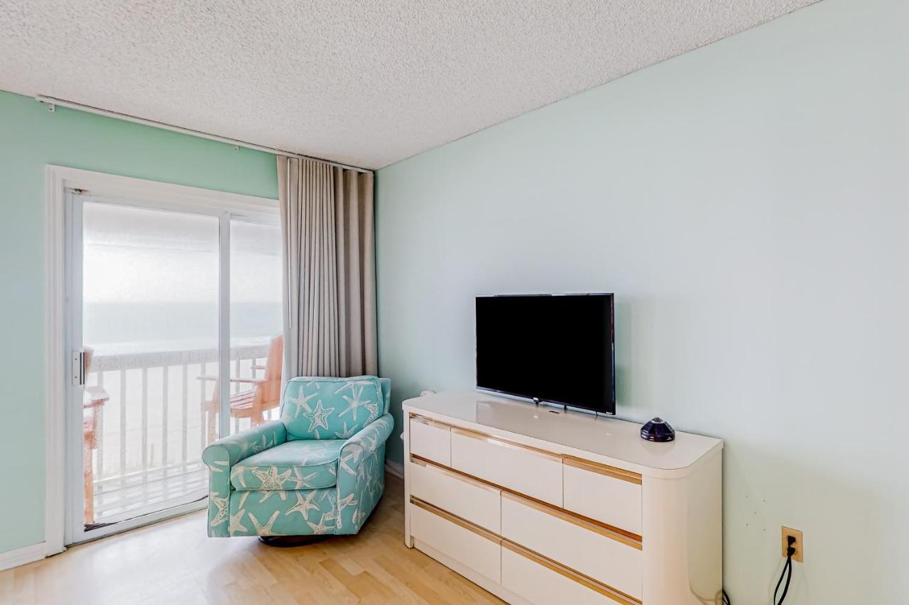 Front Retreat C & B2 & D2 Holiday home *